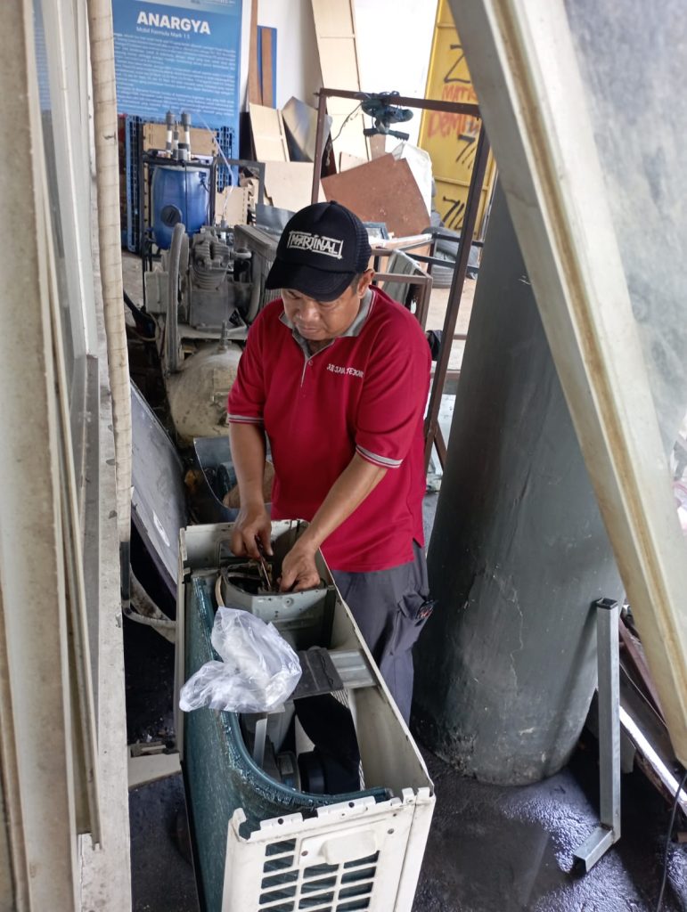alamat service ac di surabaya, cuci ac surabaya, jasa cuci ac surabaya, jasa service ac, jasa service ac di surabaya, jasa service ac surabaya, jasa service ac surabaya murah berkualitas, Service ac bergaransi di surabaya, service ac di gresik, service ac di surabaya, service ac panggilan surabaya, service ac surabaya, service ac surabaya barat, service ac surabaya murah, service ac surabaya Panggilan, service ac surabaya rungkut, service ac surabaya termurah, service ac surabaya timur, service ac surabaya utara, service ac terbaik surabaya, service ac yang bagus di surabaya, service cuci ac surabaya, spesialis ac surabaya, tukang ac surabaya, tukang service ac di surabaya barat, tukang service ac surabaya timur